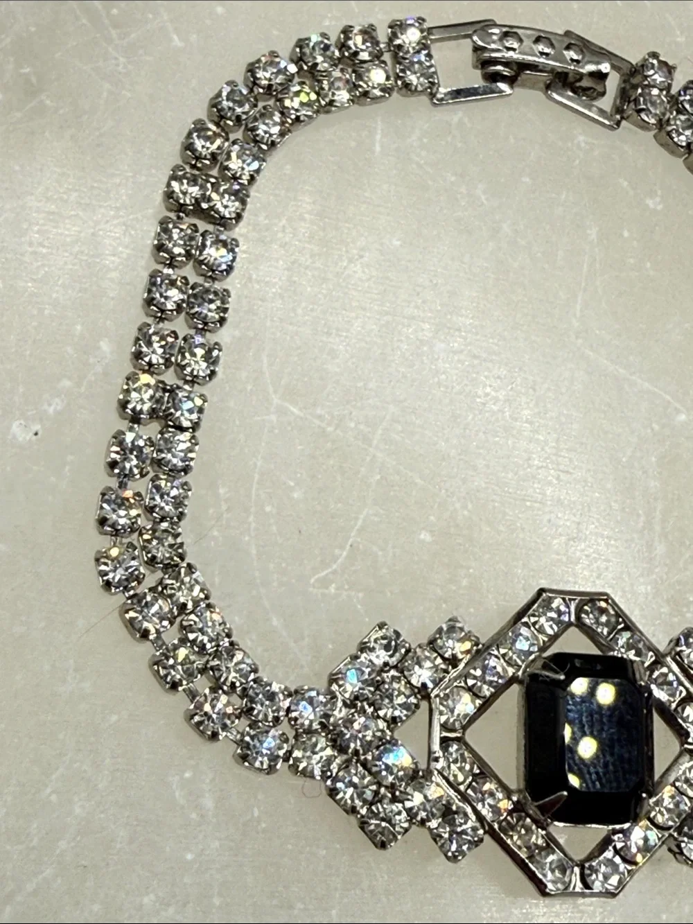 N/A elegant crystal